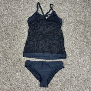 Women's Solid Black Bralette Tankini with Bikini Bottoms Size Medium
